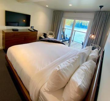 Duffin Cove Resort Тофино Стая снимка